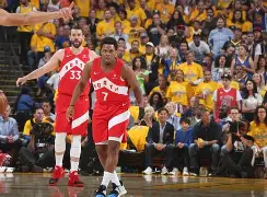 猛龙队小胜人，保持主场不败纪录