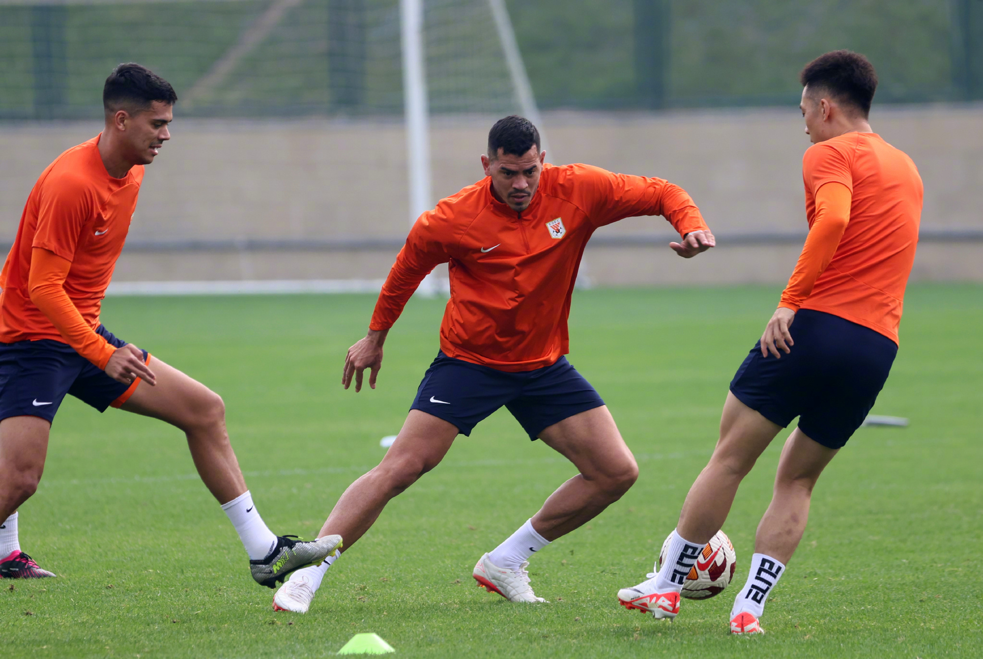 巴西鲁宾恩斯备战国际大战，球队备战雄心勃勃的简单介绍